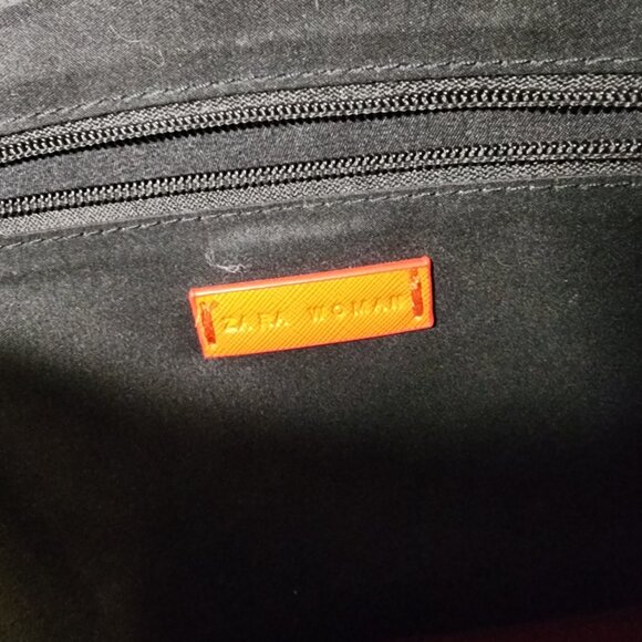 Zara zippered bright Orange purse - Picture 7 of 9